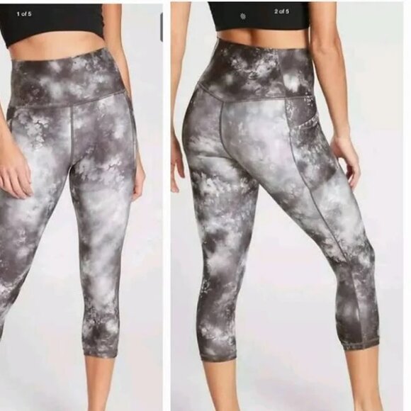 Athleta Salutation Stash Pocket Capri Legging Supernova Tie Dye Medium - Picture 1 of 6
